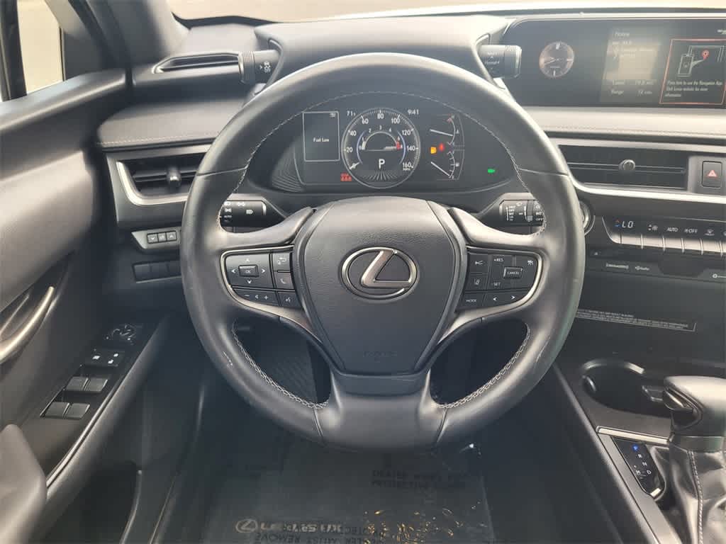 Thumbnail: 2022 Lexus UX - 20