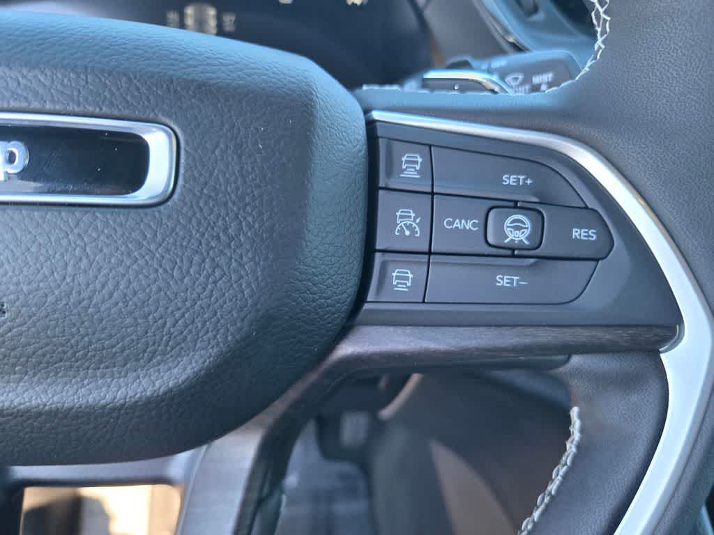 Thumbnail: 2026 Jeep Grand Cherokee - 20