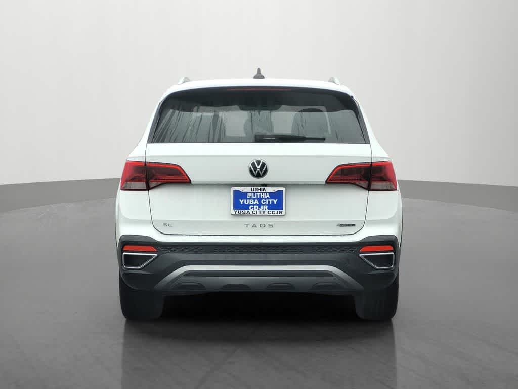 Thumbnail: 2022 Volkswagen Taos - 5