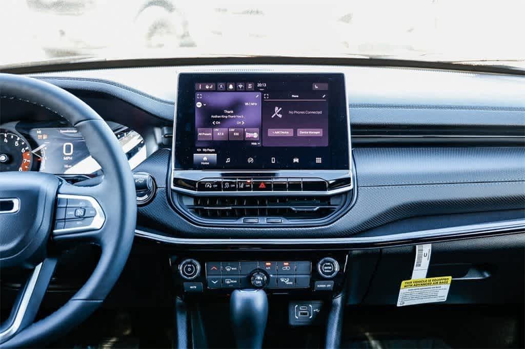 Thumbnail: 2025 Jeep Compass - 13