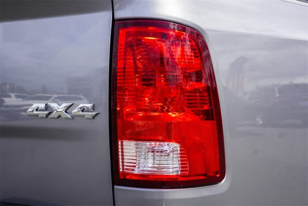 Thumbnail: 2023 RAM 1500 Classic - 9
