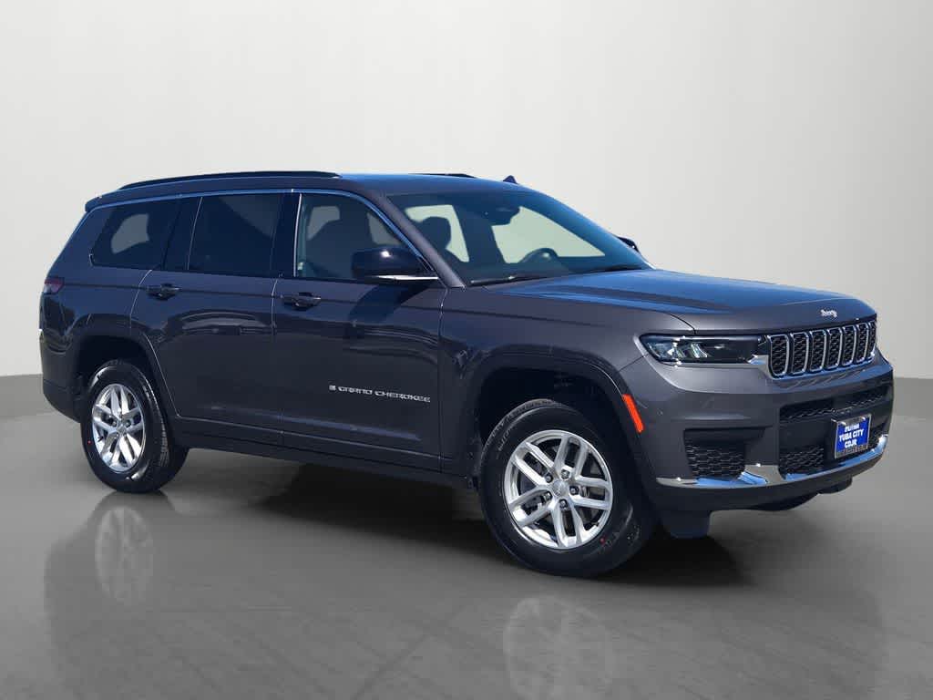 Thumbnail: 2026 Jeep Grand Cherokee - 8