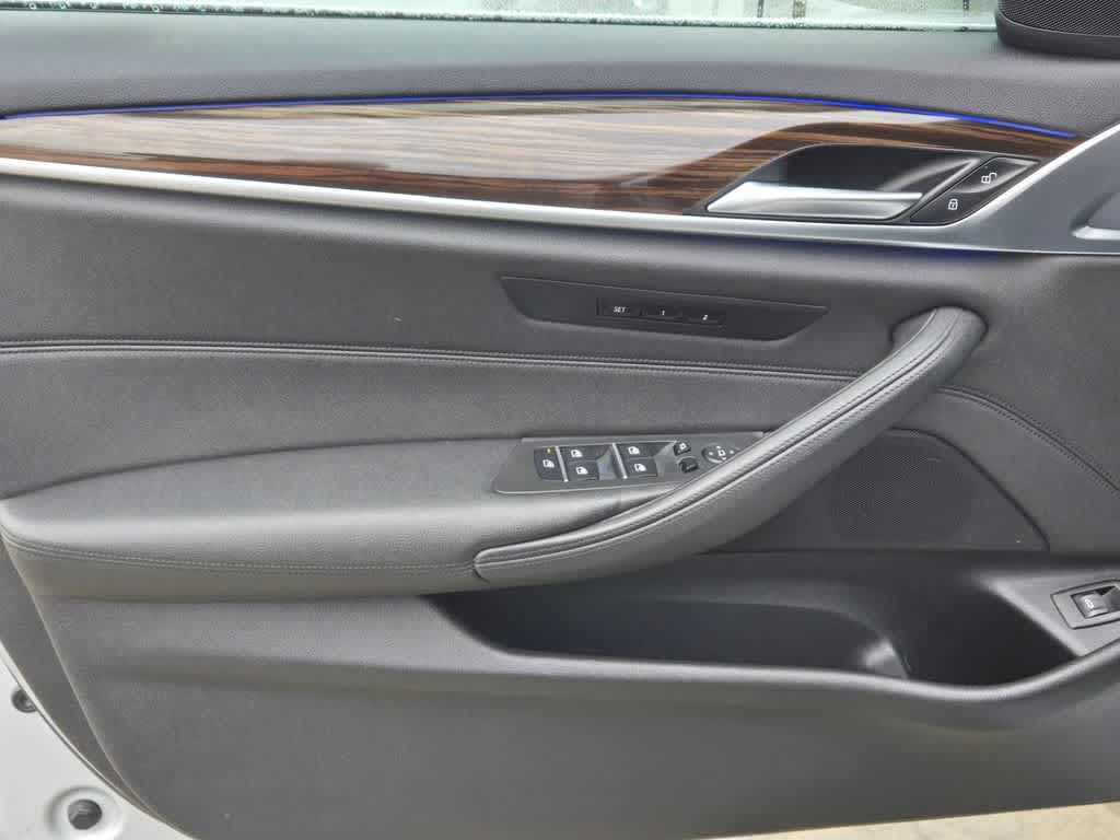 Thumbnail: 2019 BMW 5 Series - 17