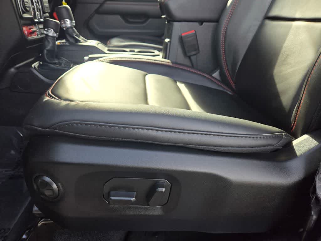 Thumbnail: 2026 Jeep Wrangler - 13