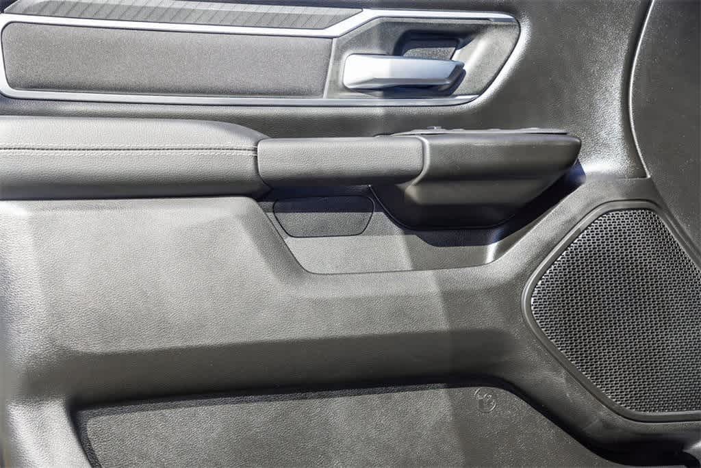 Thumbnail: 2025 RAM 1500 - 19