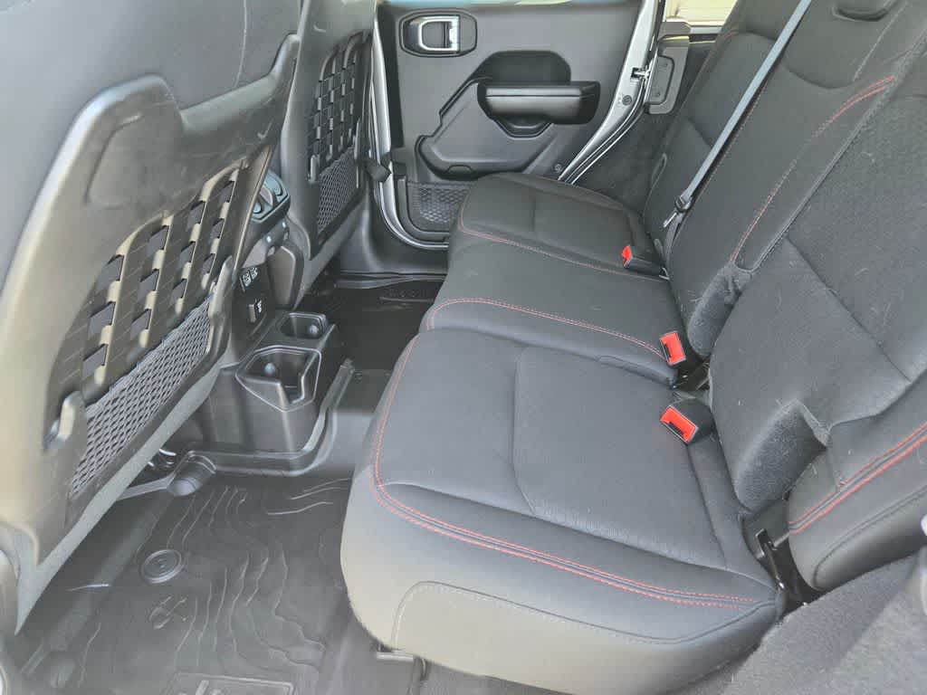 Thumbnail: 2019 Jeep Wrangler - 12