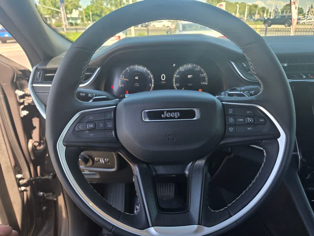 Thumbnail: 2026 Jeep Grand Cherokee - 22