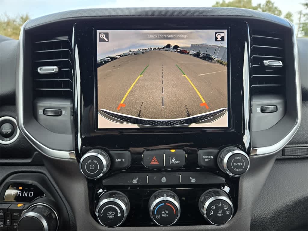 Thumbnail: 2026 RAM 1500 - 17