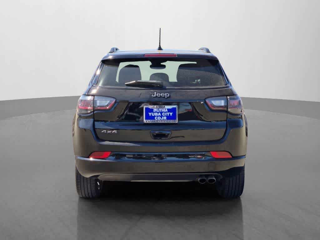 Thumbnail: 2022 Jeep Compass - 5