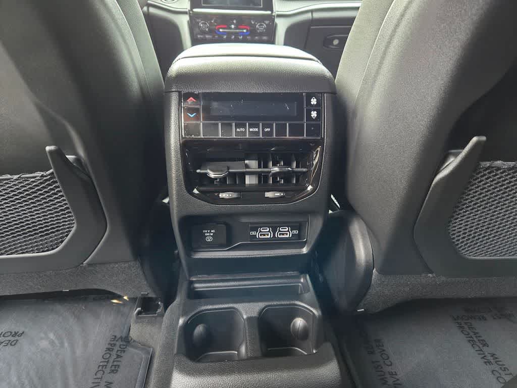 Thumbnail: 2025 Jeep Grand Cherokee - 10