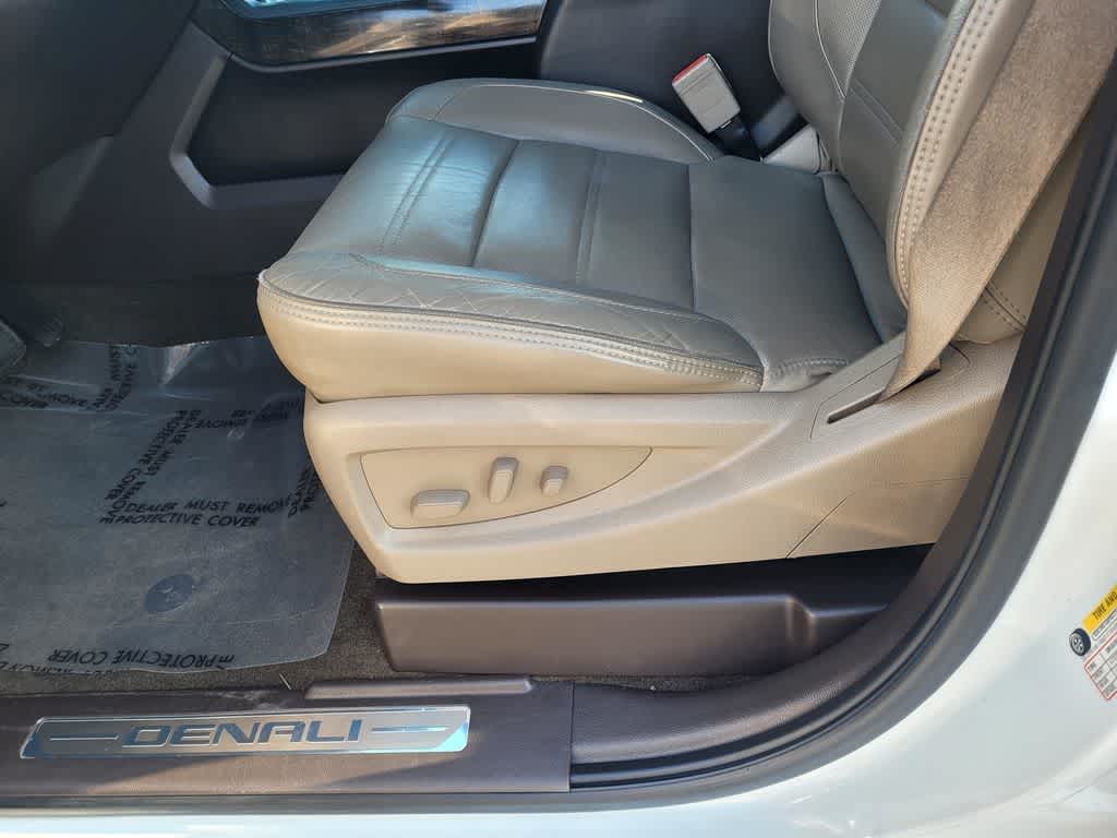 Thumbnail: 2016 GMC Sierra 3500 - 15