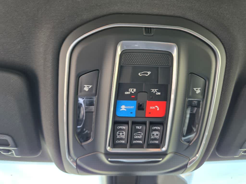 Thumbnail: 2026 Jeep Grand Cherokee - 15