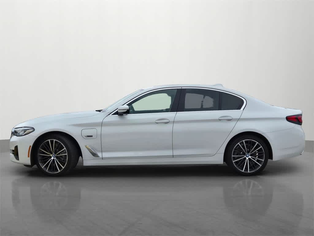 Thumbnail: 2022 BMW 5 Series - 3