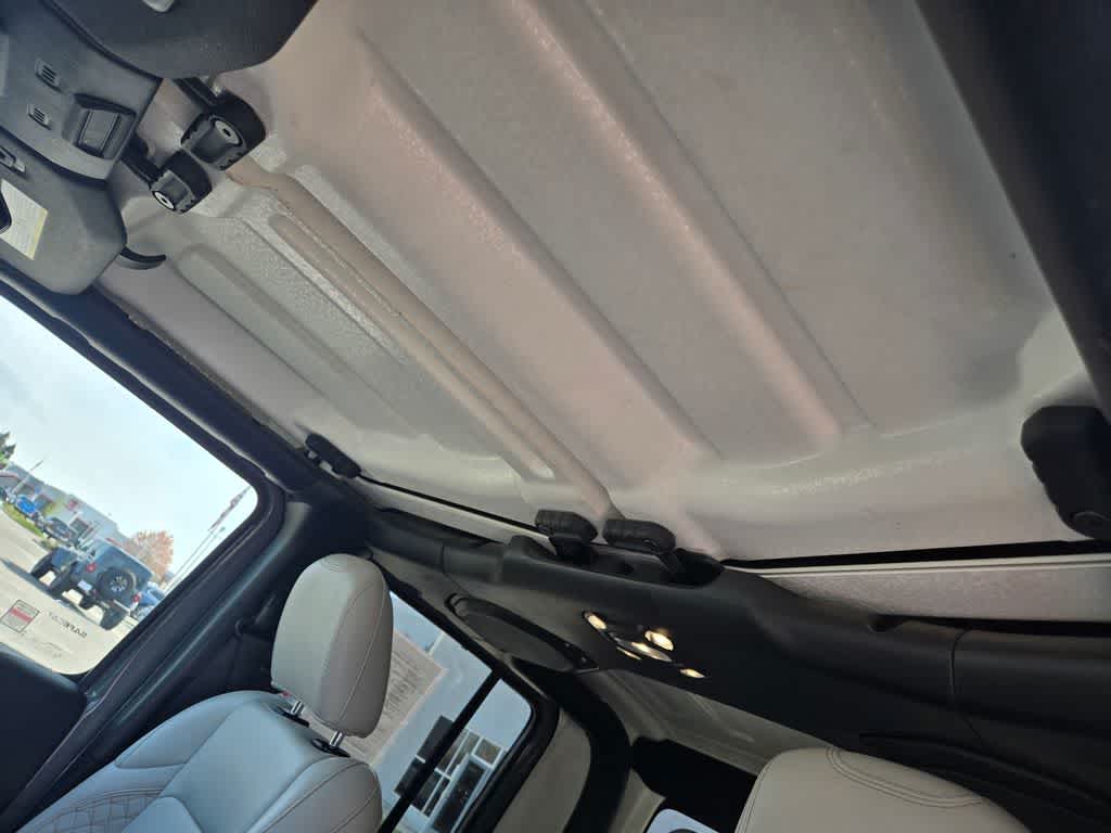 Thumbnail: 2023 Jeep Gladiator - 13