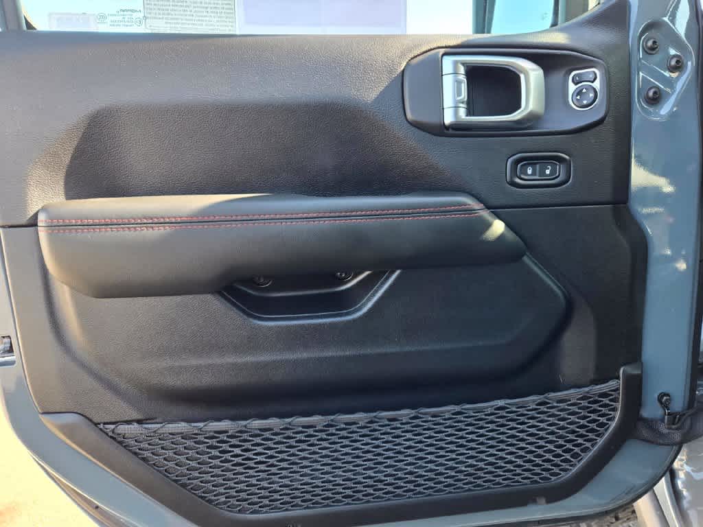 2025 Jeep Wrangler 4-Door Rubicon - Photo 14