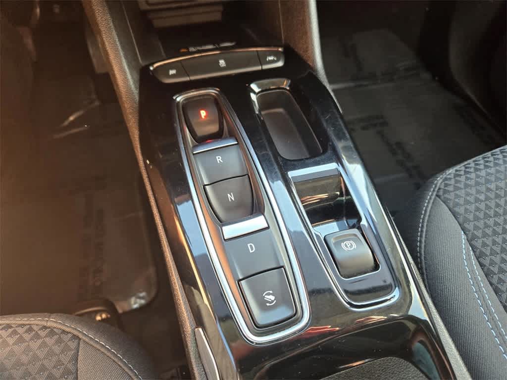 Thumbnail: 2022 Chevrolet Bolt EUV - 16