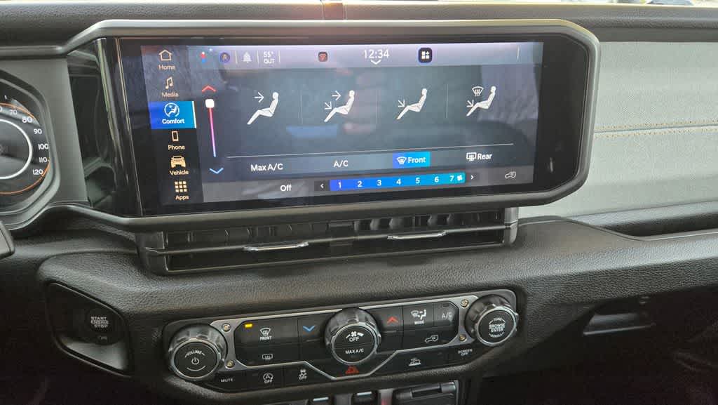 Thumbnail: 2026 Jeep Wrangler - 16