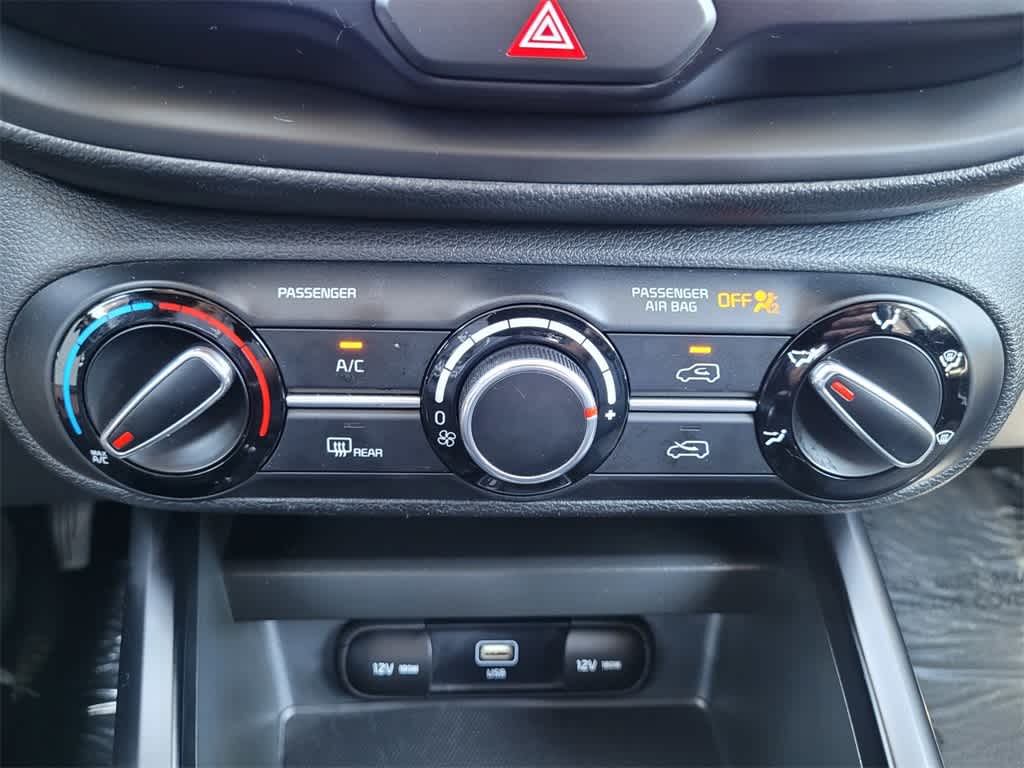 Thumbnail: 2023 Kia Soul - 17