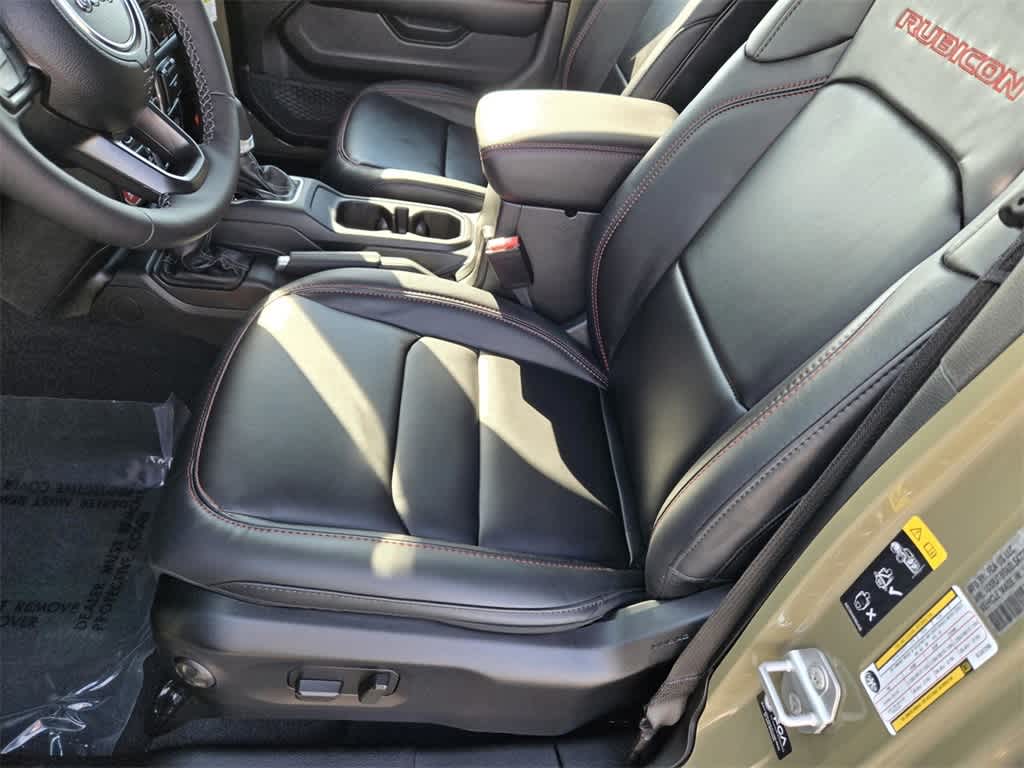 Thumbnail: 2025 Jeep Gladiator - 13