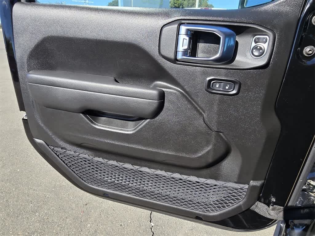 Thumbnail: 2026 Jeep Wrangler - 14