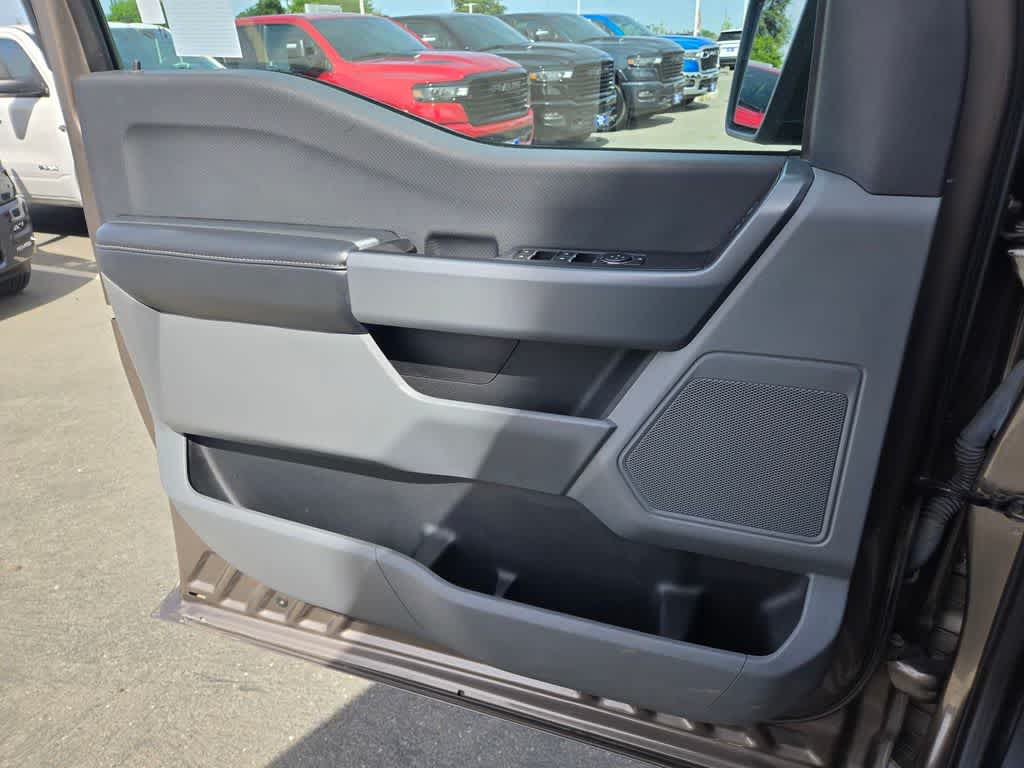 Thumbnail: 2023 Ford F-150 - 19