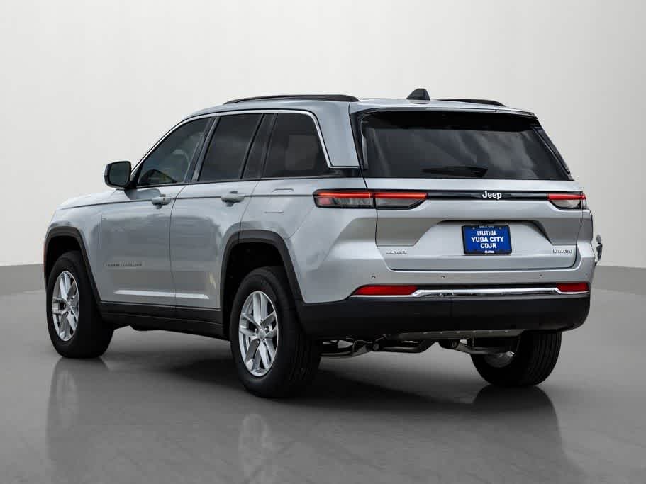 Thumbnail: 2024 Jeep Grand Cherokee - 3
