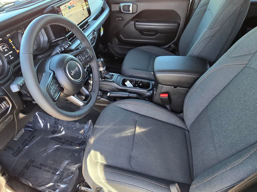 Thumbnail: 2026 Jeep Wrangler - 15