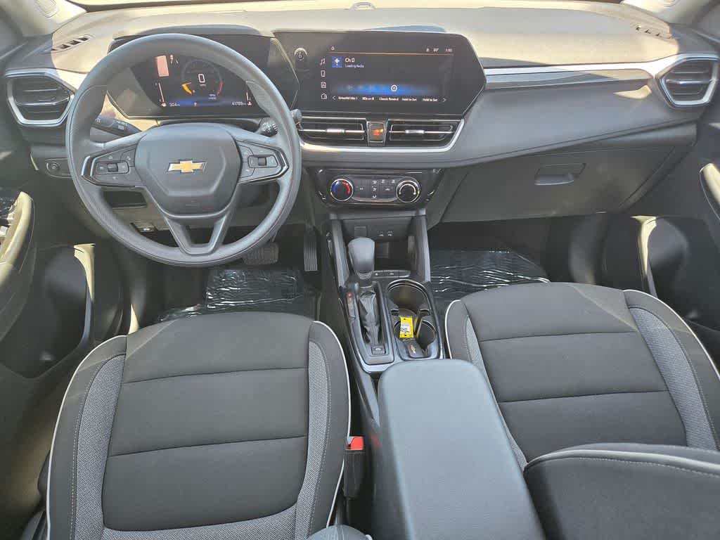 Thumbnail: 2025 Chevrolet TrailBlazer - 8
