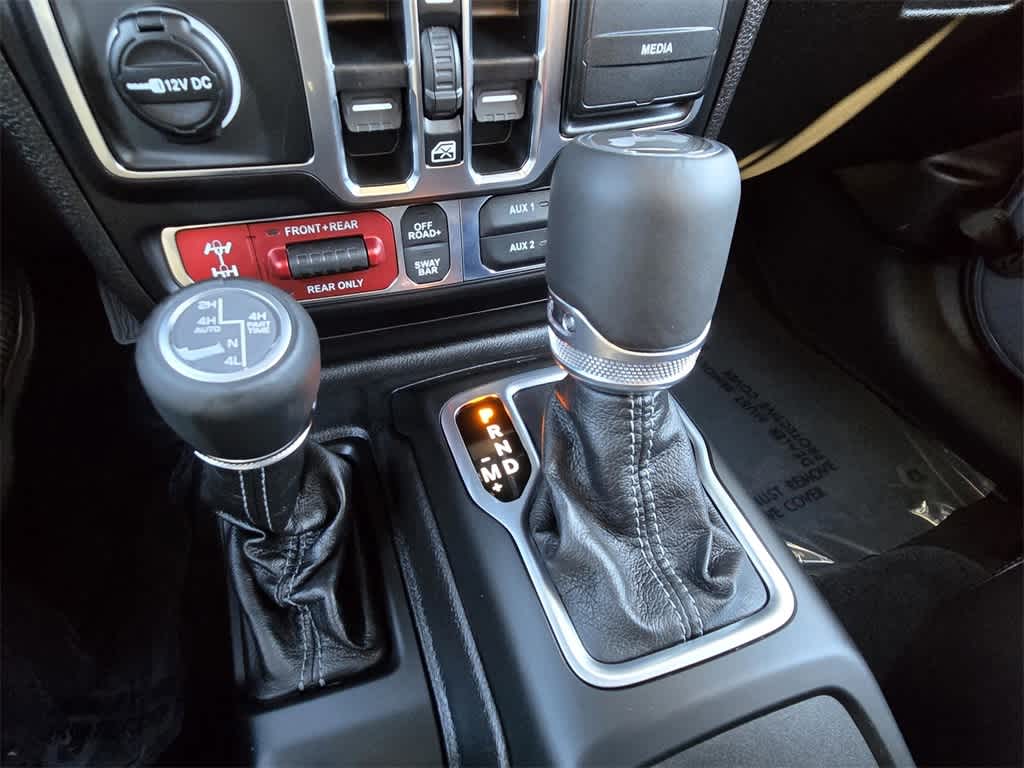 Thumbnail: 2026 Jeep Wrangler - 15