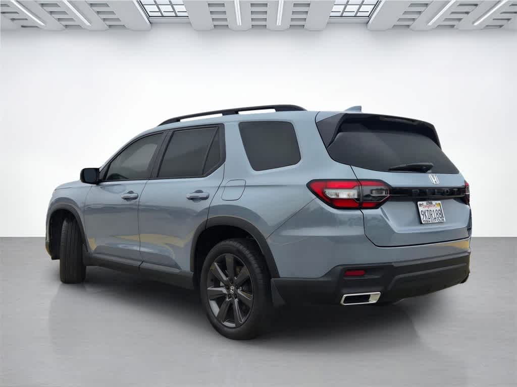 Thumbnail: 2024 Honda Pilot - 4