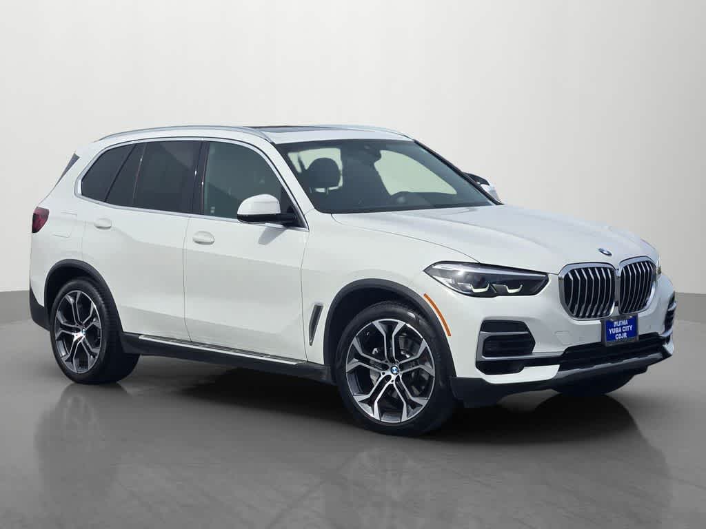 Thumbnail: 2022 BMW X5 - 8