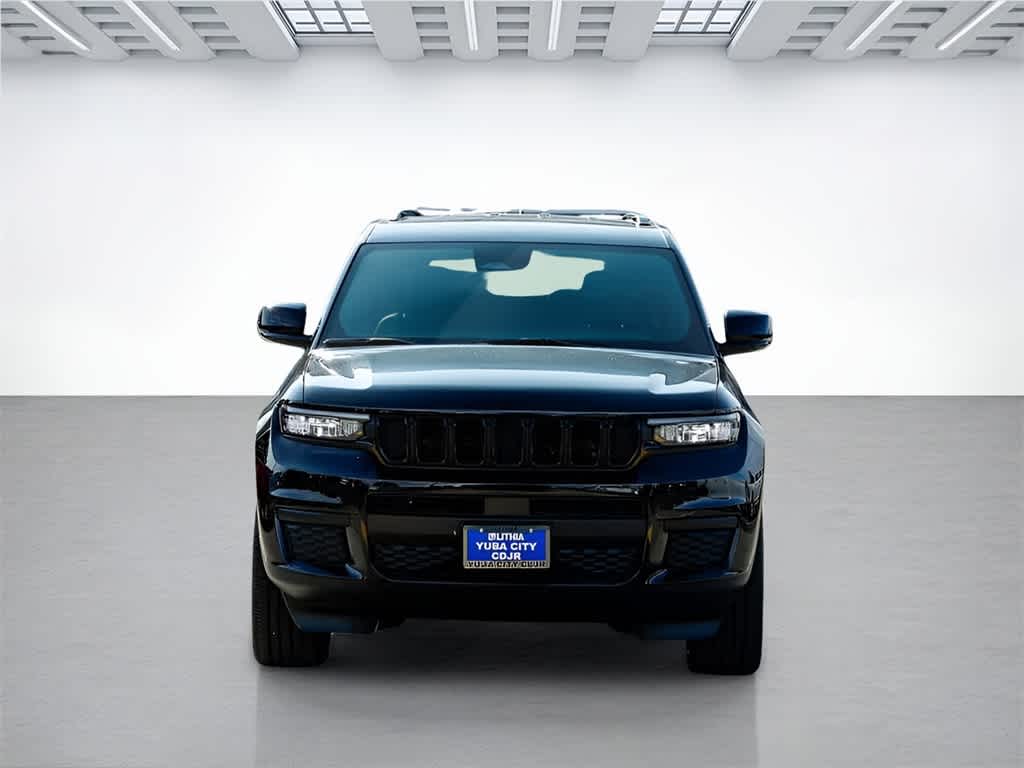 Thumbnail: 2025 Jeep Grand Cherokee - 6