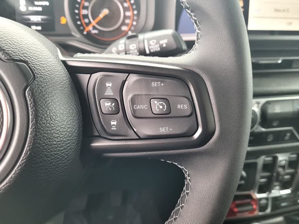 Thumbnail: 2026 Jeep Wrangler - 19