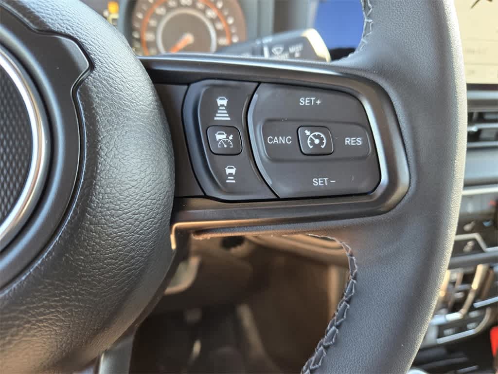 Thumbnail: 2025 Jeep Gladiator - 20