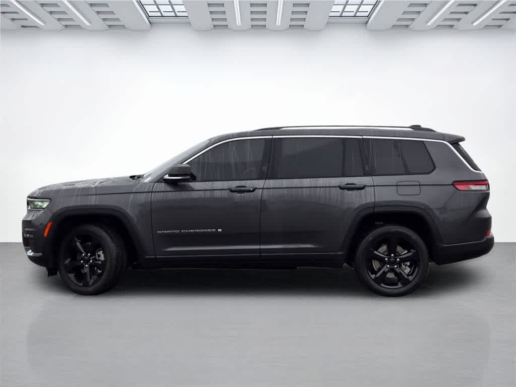 Thumbnail: 2021 Jeep Grand Cherokee L - 3