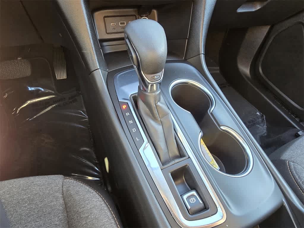 Thumbnail: 2023 Chevrolet Equinox - 15