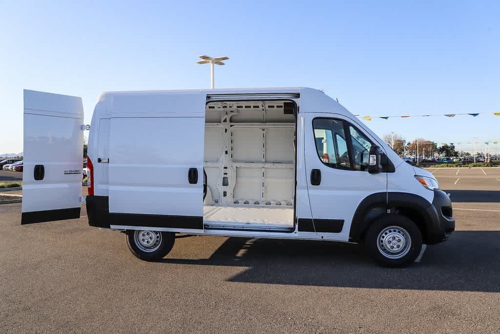 2024 RAM ProMaster 2500 26