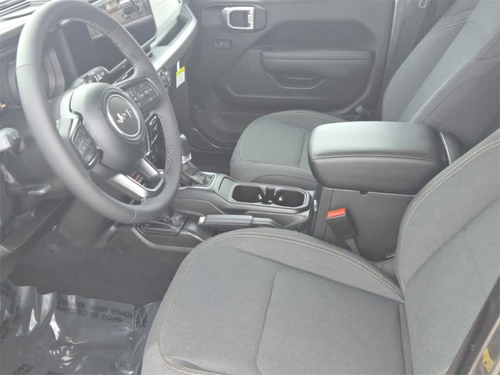 Thumbnail: 2026 Jeep Wrangler - 15