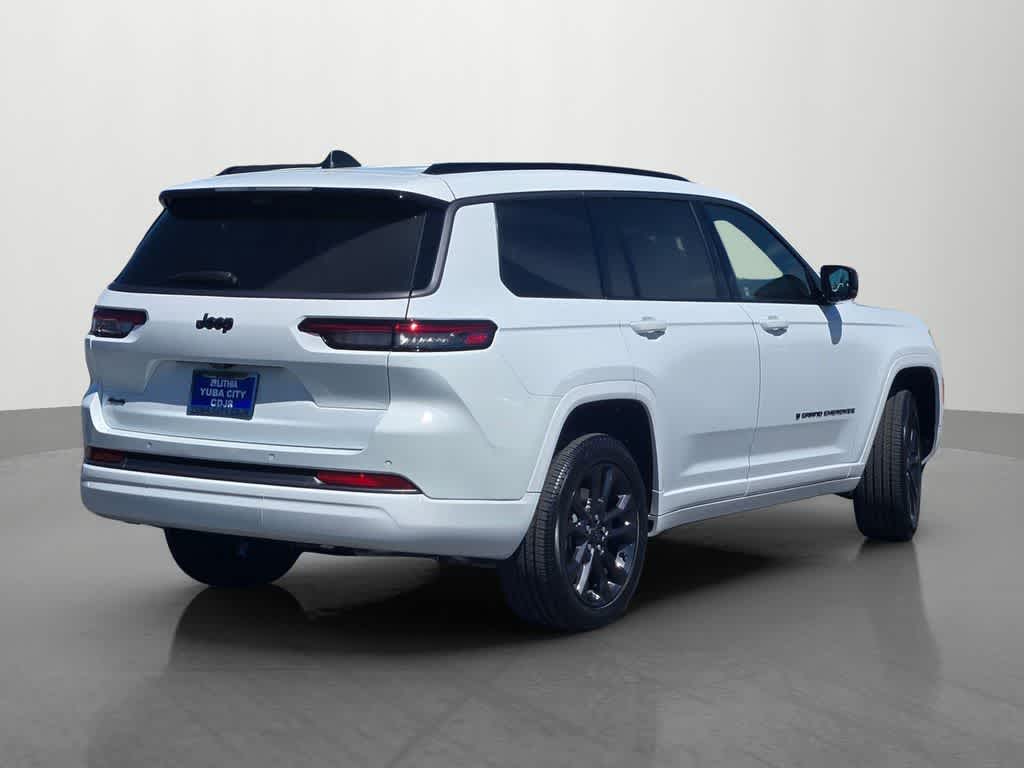 Thumbnail: 2026 Jeep Grand Cherokee - 6