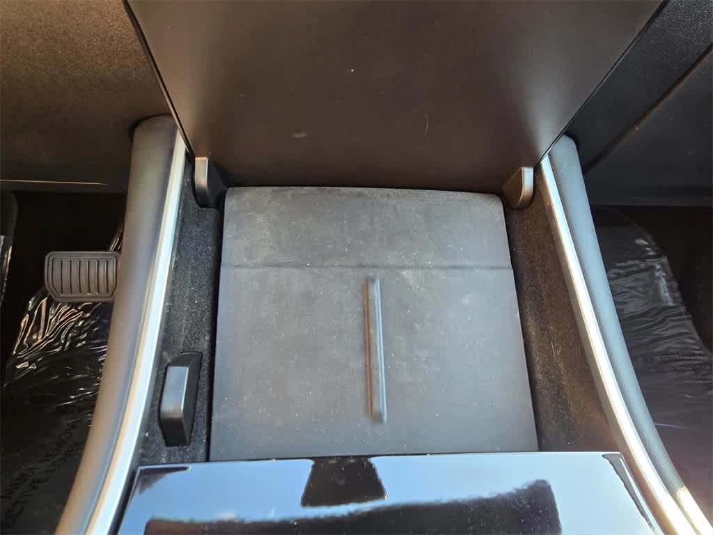 Thumbnail: 2020 Tesla Model 3 - 15