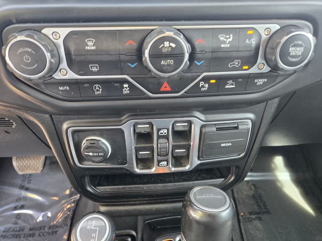 Thumbnail: 2023 Jeep Gladiator - 15