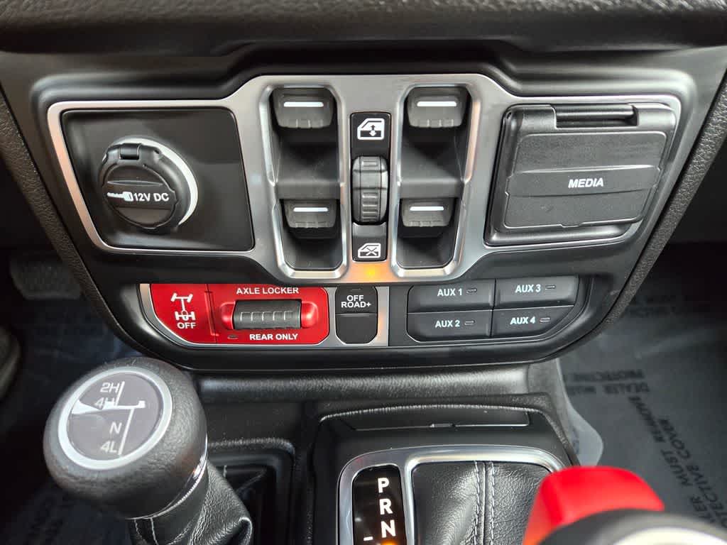 Thumbnail: 2026 Jeep Wrangler - 16