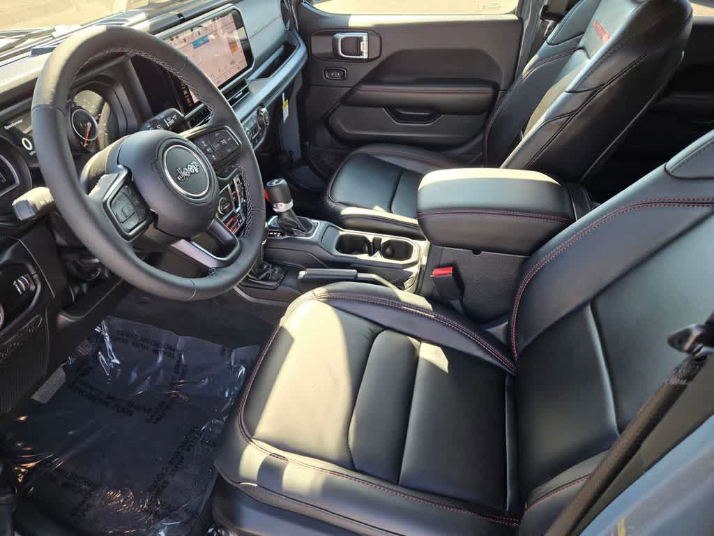 2025 Jeep Wrangler 4-Door Rubicon - Photo 15