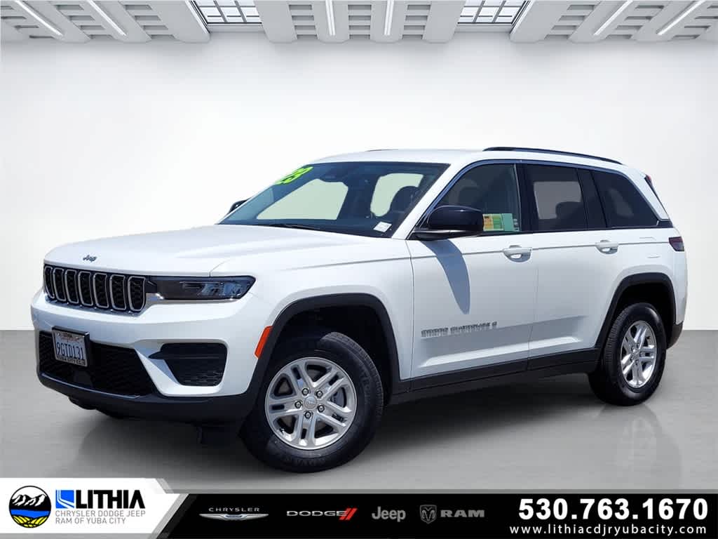 2023 Jeep Grand Cherokee Laredo