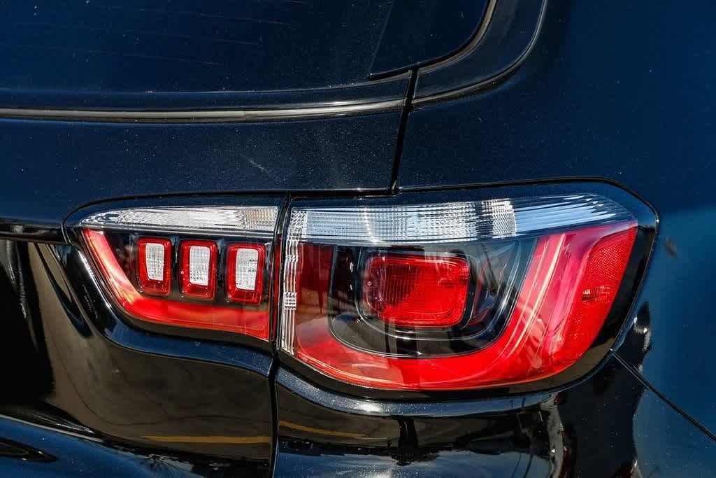 Thumbnail: 2025 Jeep Compass - 9