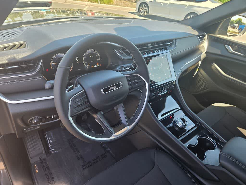 Thumbnail: 2026 Jeep Grand Cherokee - 10