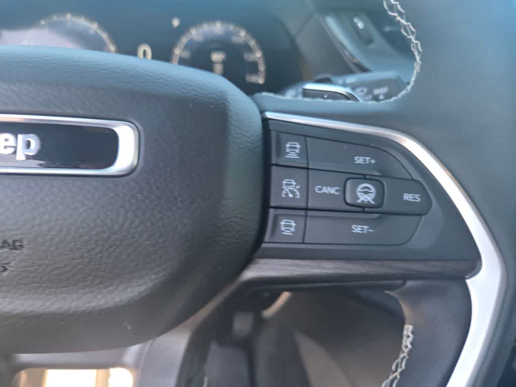 Thumbnail: 2026 Jeep Grand Cherokee - 20