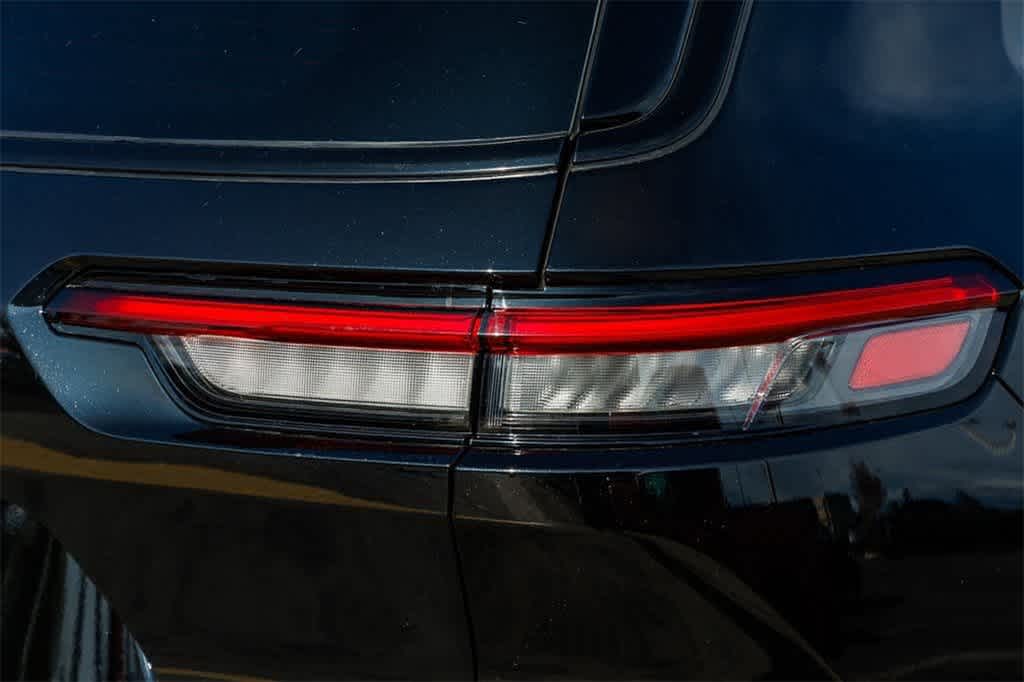 Thumbnail: 2025 Jeep Grand Cherokee - 8