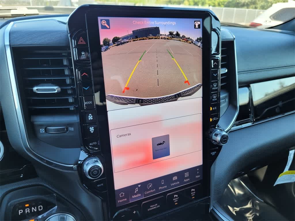 Thumbnail: 2025 RAM 1500 - 18