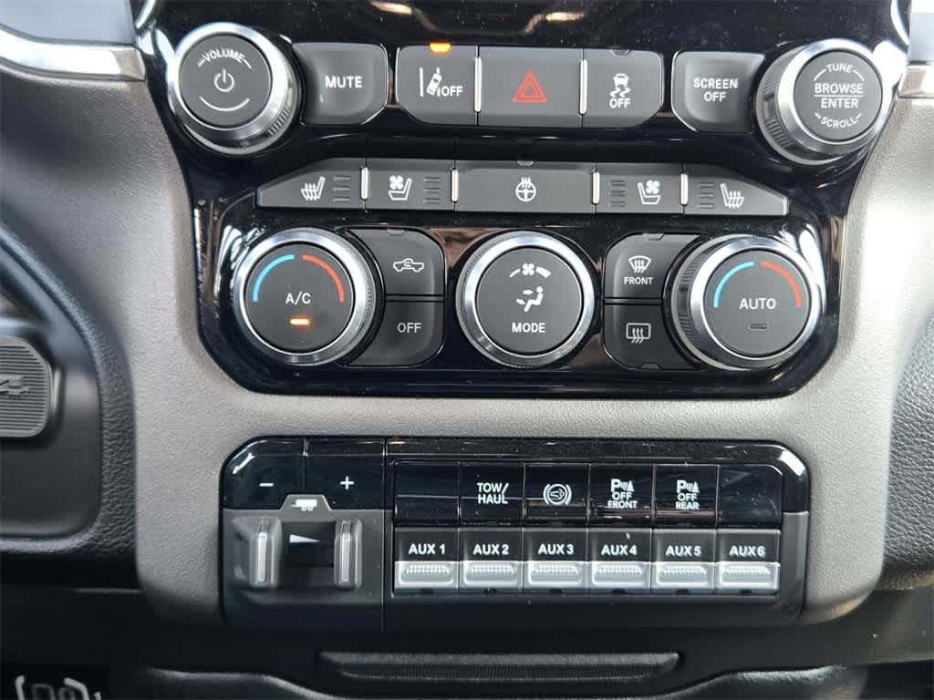 Thumbnail: 2021 RAM 2500 - 18